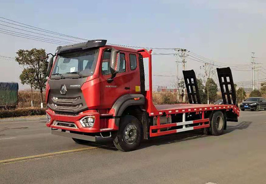 國六重汽豪沃平板運輸車